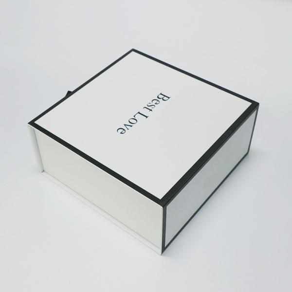 Hot Stamping Recyclable 157g 1.5mm Art Paper White Rectangle Box
