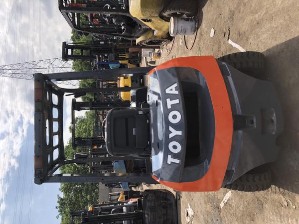 Very 3ton Forklift with 2 Stage/3 Stage Mast and 4000 kg Lifting Capacity
