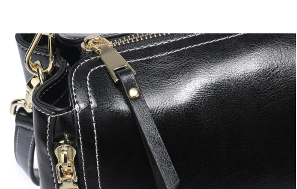 Korean Style Oil Wax Cowhide Handbag , Single Shoulder Oblique Straddle Female Bag