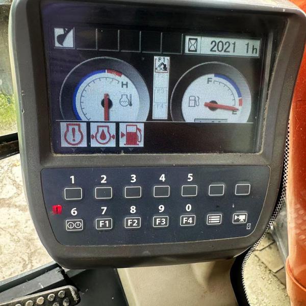 Hitachi ZX210-3 Used Crawler Excavator 0.9m3 Bucket Capacity 122kw 400L Fuel Tank