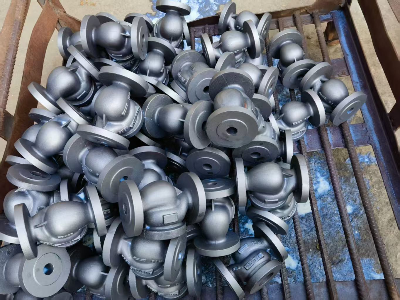 CF8 Stainless Steel Check Valve Body Casting with Anti-reflux Design for Industrial Pipelines via Sand Casting Process