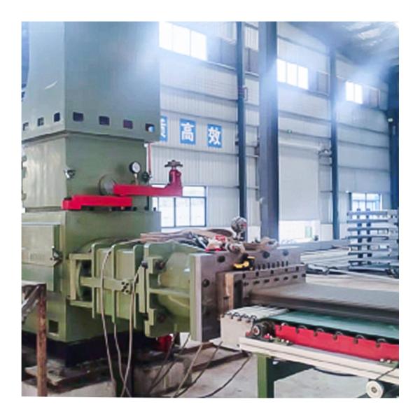 High-Efficiency Vertical Screw Extruder with 30% Energy Saving and Vertical Double Helix for Brick Production