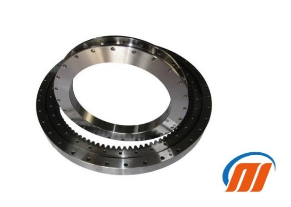 ZX870-5G Excavator Swing Bearing Slewing Ring 50Mn 42CrMo YB60000671