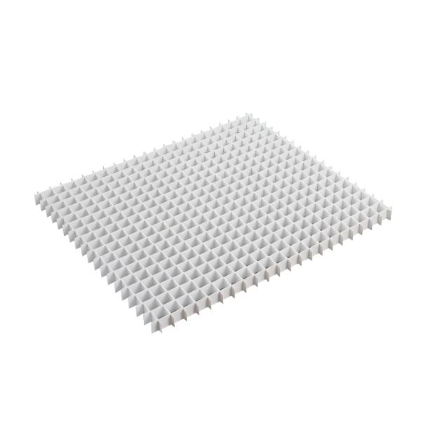 Calidades de aleación del núcleo de la caja de huevo de aluminio: 6061, 6063 Temperatura: T6 Color: Blanco, Molino, Etc.