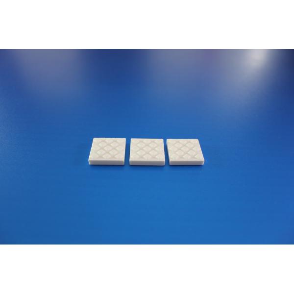 Электрическая изоляция Al2O3 Алюминиевая керамическая плитка Сопротивление износу Нагрев Алюминиевая керамическая обработка