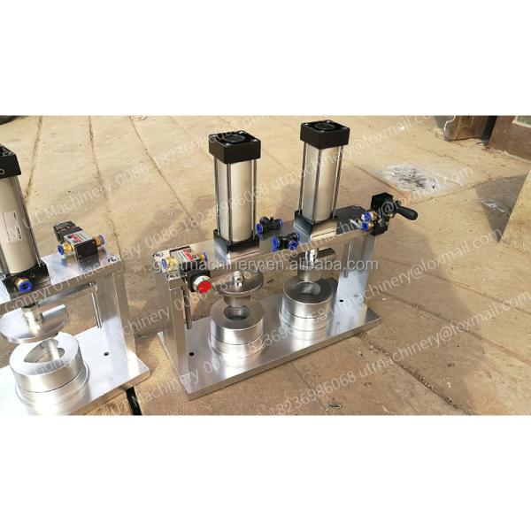 Основные функции Формирование и штампирование ванных бомб с помощью ручного мультипресса