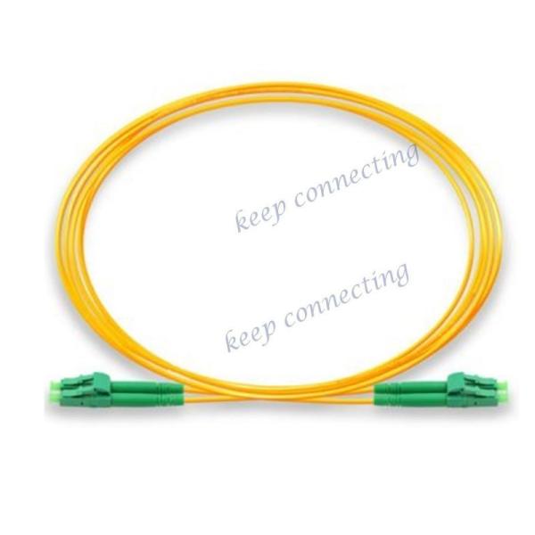 China 1 Core LC/APC-LC/APC Sm G652D Simplex Indoor Fiber Optical Patch Cord para FTTH