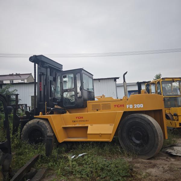 Chariot élévateur diesel TCM 200 original Japon 20 tonnes 3 mètres