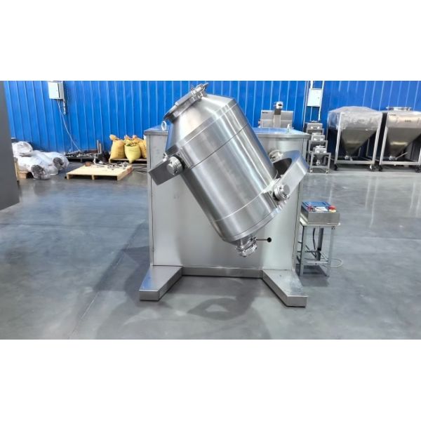 GMP Pharmaceutical Powder Mixer 3D Motion Multi Directional Industrial Mixing Machine