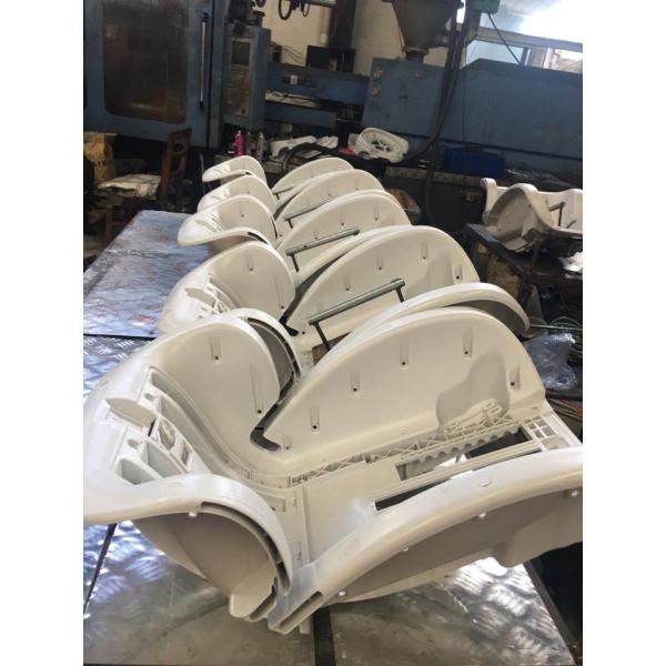 Машина 5800КН впрыски стула безопасности младенца пластиковая отливая в форму зажимая силу