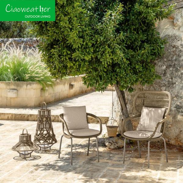 Modern Style Outdoor Furniture Hotel Patio Dining Set with Aluminum Rope Chairs and Armrest