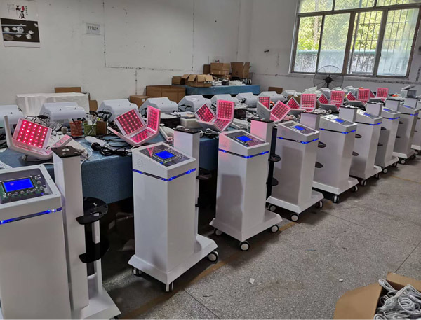 Inicio / Salón Equipo de Crecimiento Capilar LLLT Dispositivo de Terapia Láser de Bajo Nivel para el Crecimiento del Cabello