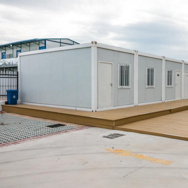 Zontop China 20ft 40ft Luxury Modern Steel Portable Stackable 3 Bedroom China Shipping Prefab  Container  Home House