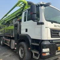 Camion à pompe à béton d'origine 2020 Zoomlion 49m avec châssis Sitrak