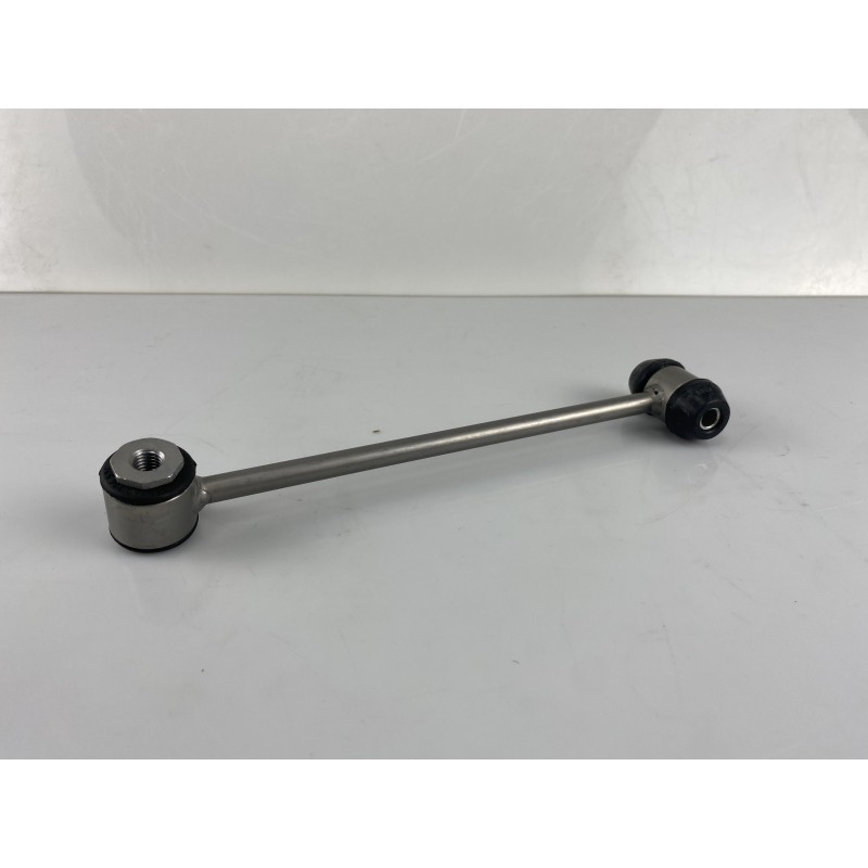 Mercedes W204 C-Class OEM Standard Size Suspension Control Arm with Rubber and Steel Material and 18 Months Warranty