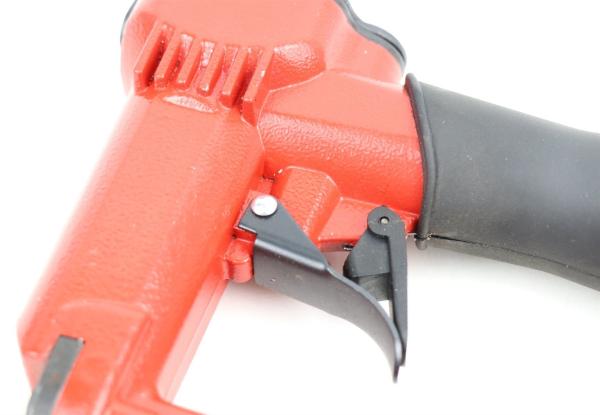 Pistola de grapação pneumática de calibre 22 não personalizada para mobiliário, acessórios e estofados 7116S