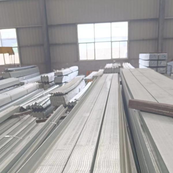 U Channel Galvanized Steel Construction Not Perforated 1.5mm-5.0mm Thickness