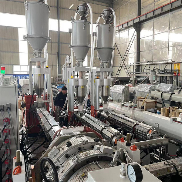 Пластиковые PVC/UPVC/CPVC/HDPE/PPR/LDPE/PPR/ капельный оросительный шланг/кабельный кабель/гофрированный/канальный/трубопровод