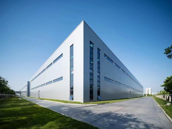 Portal Frame Prefabricated Steel Structure Warehouse For Logistics Manufacturing