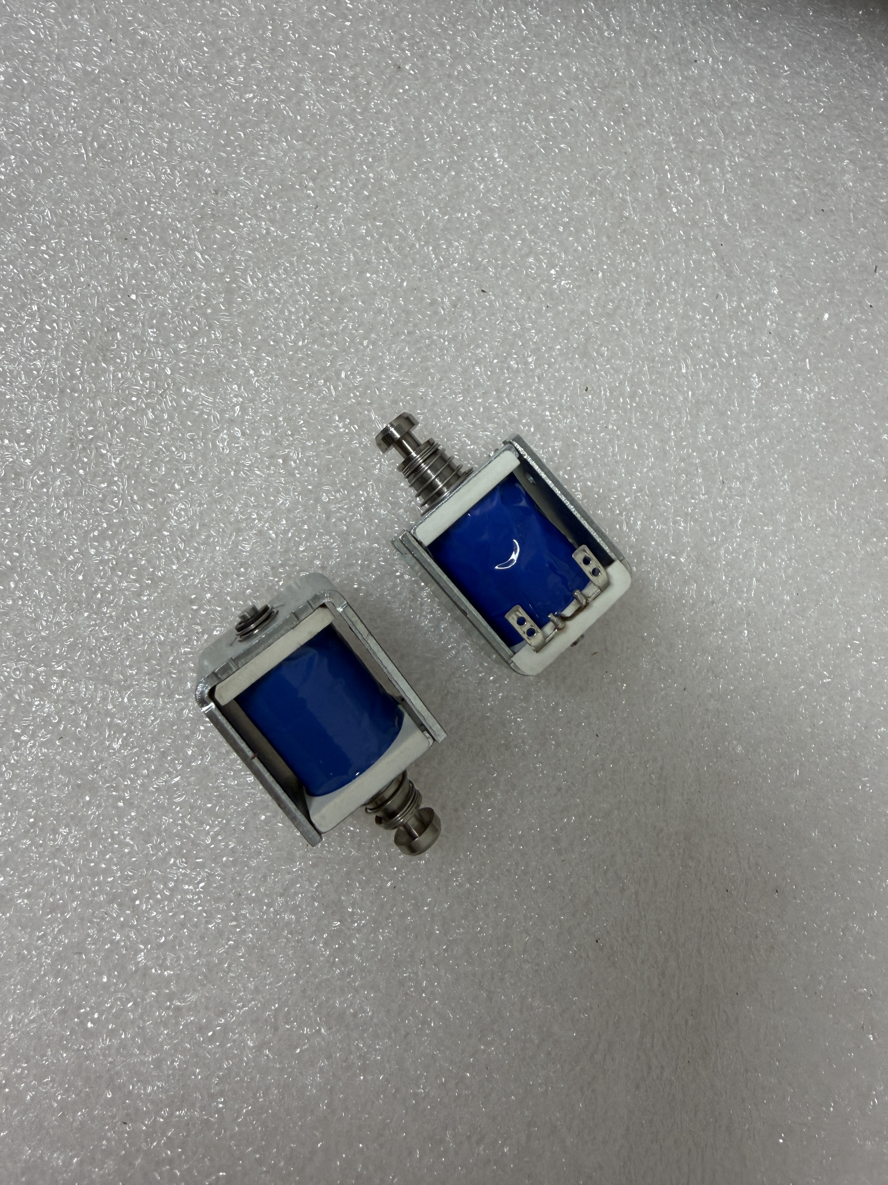 1750174854 ATM Machine Spare Parts New Original Wincor DN200 250 400 450 470 490 Solenoid 20*25.5*30 01750174854