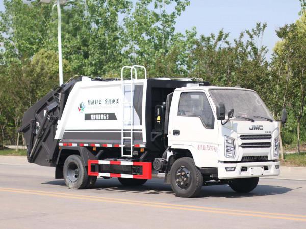 300L 6 Cubic Meter Compression Garbage Truck With Hydraulic Transmission System