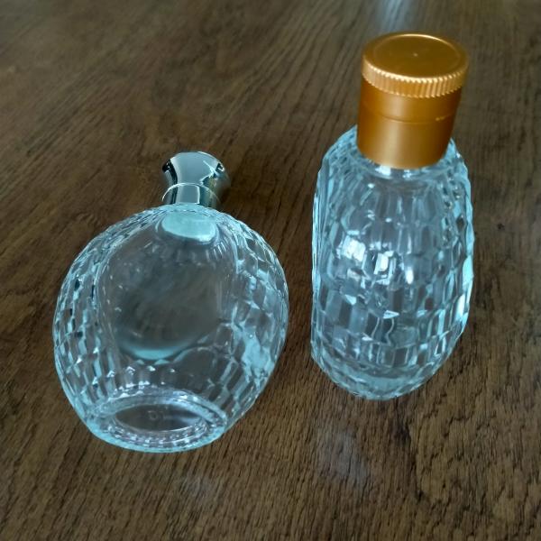 Other Beverage 50ml/100ml Dark Blue Glass Perfume Bottles with Screw Cap Round Design