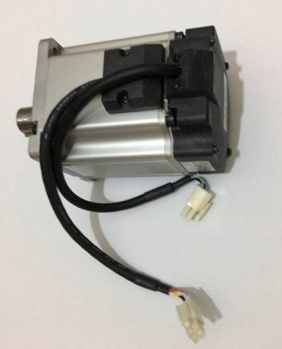 Industrial Servo Motor R88M-GP20030H-Z OMRON  the motor power and the brake on 100-V and 200-V, 3,000-r/min Servomotors
