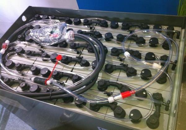 Automatic watering system for 48v 24cells forklift/golf/traction battery