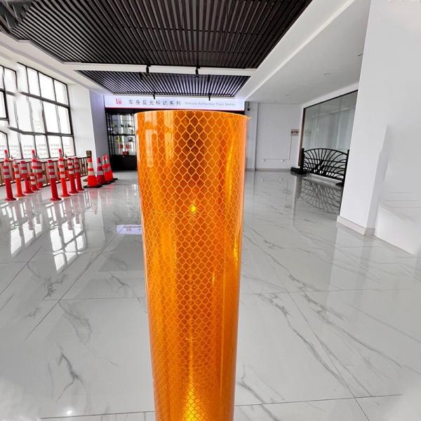 ASTM D4956 Тип V Бриллиантовый Призматический ретроотражающий отражающий лист Противоморозный