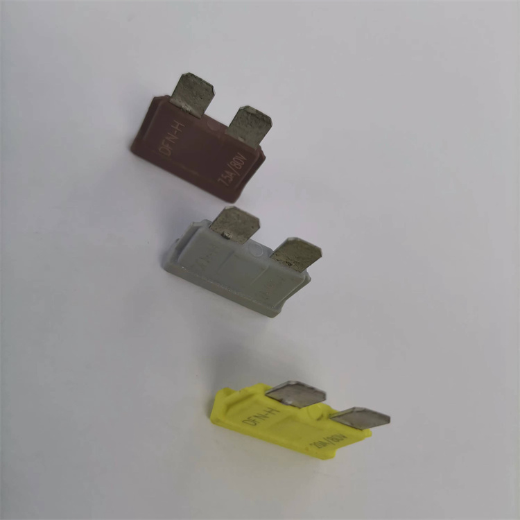 Взрыватели модуля связи DC80V 30Amp 5G, UL аттестовали автомобильный взрыватель лезвия