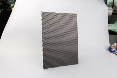 Geomembrana lisa de HDPE com elevado coeficiente de atrito