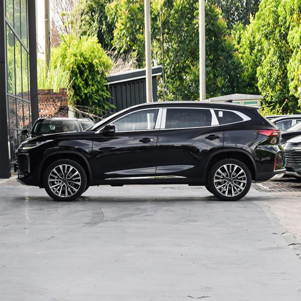 China EXEED Lingyun Vehicles By Chery Max Speed 187km/H With Deluxe Queen'S Seat