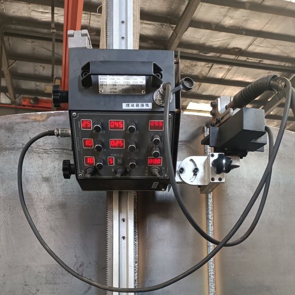 Tank Girth Welding Machine for steel pipelinne construction with soft rail and straight rail