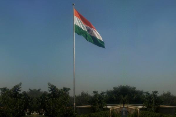 Height 2-3 M Stainless Steel Flag Pole / Stainless Steel Flag Pillar With Built In Rope