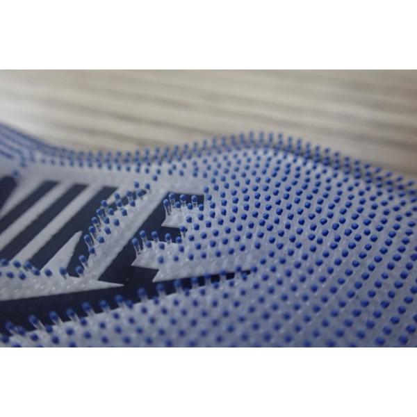 Прочное 3Д выбило Спорцвеар рубашки поло точек силиконовой резины заплат ультрафиолетов радиационностойкий