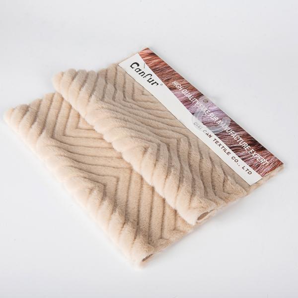 Width 58/60 Custom Color 100% Polyester Brushed Faux Fur Fabric Plush Fabric Free Sample