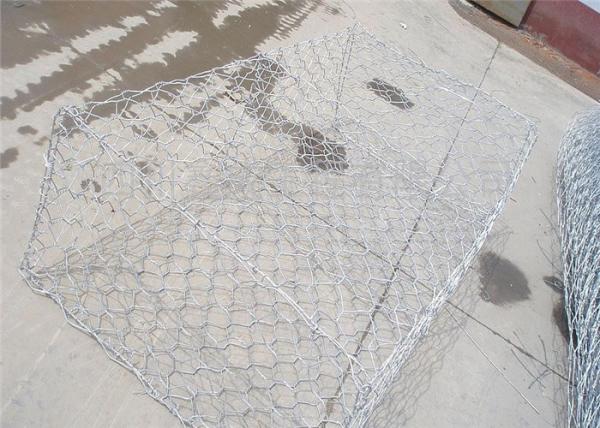 2.0mm 60*80mm Hole Size Pvc Coated Gabion Box For River Embankment Mattress
