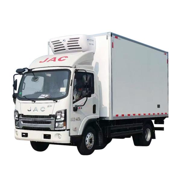Top- 5995x2310x3390 Dimensions C-License Drivable Refrigerated Truck for Frozen Food Preservation and Transportation