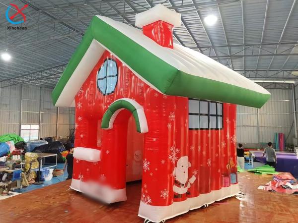 Manufacturer Inflatable Christmas House Outdoor Holiday Decoration With LED Light