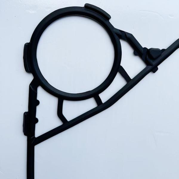 Oil Resistance NBR Plate Heat Exchanger Gasket S22 Glue Or Clip On Installation