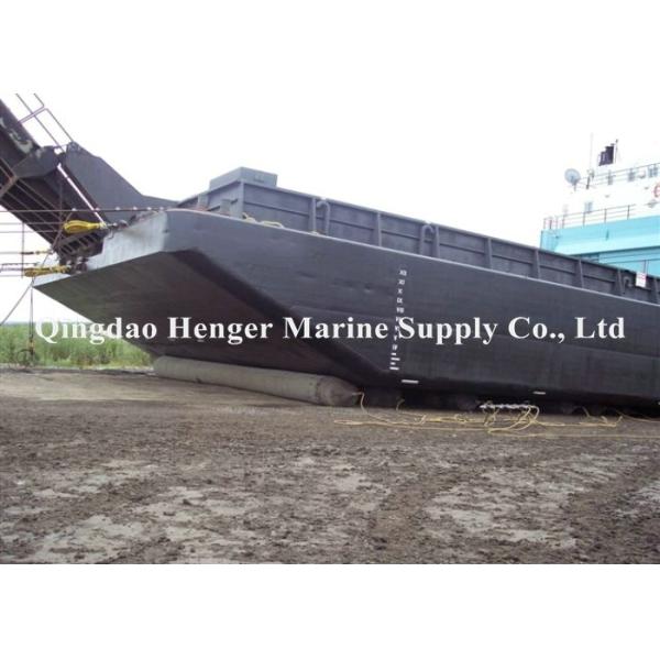 Marine Rubber Fender With 50Kpa And 80Kpa Internal Pressure In Black With Yellow Stripes For Superior Shock Absorption