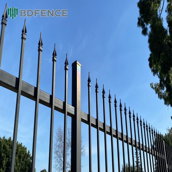 Vibration-Dampening Tubular Steel Fence Machinery Protection