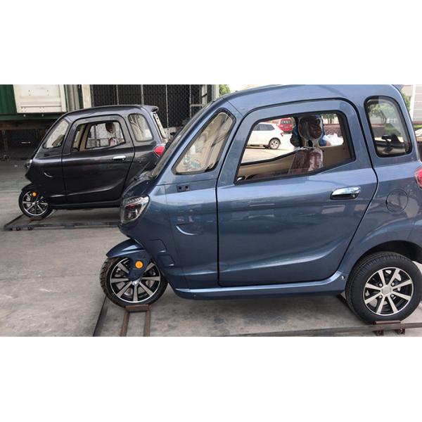 60V 1500W Rear Motor 58Ah Enclosed 3 Wheel Motorcycle