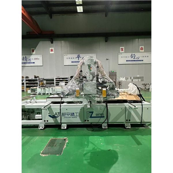 Double Saw Wpc Door Frame Cutting Machine CNC Router Cutting Making