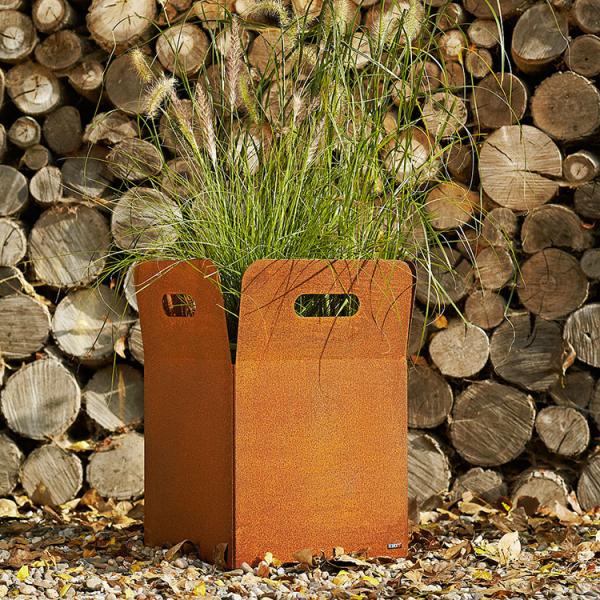 Rust Free Iron large Metal Bucket Planter For Inhance Outdoor Gardening Decoration Style