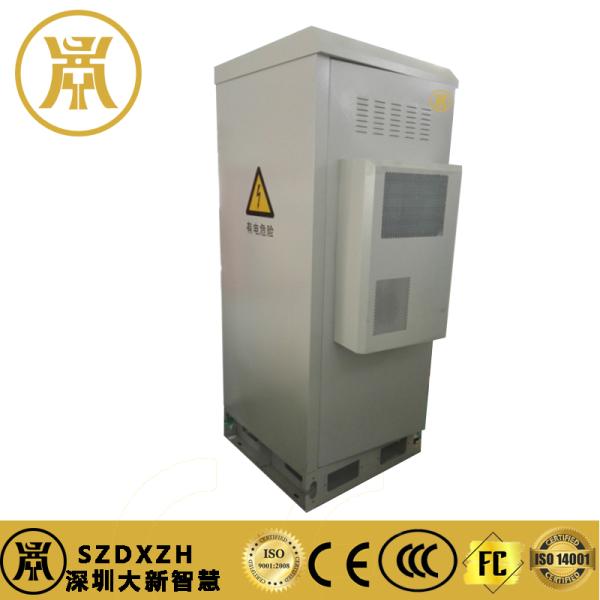 Montado en el piso 40U gabinetes de telecomunicaciones al aire libre gabinete de equipos con sensores de agua y humo