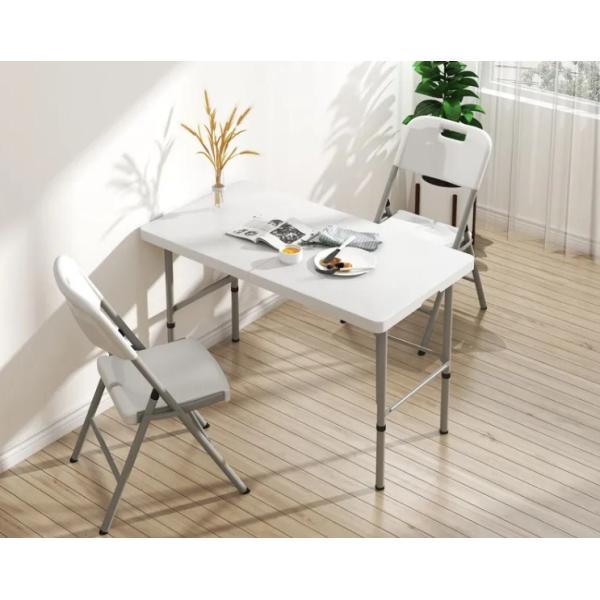 Белый портативный пластиковый стул пикника открытого сада рамки металла складывая стула