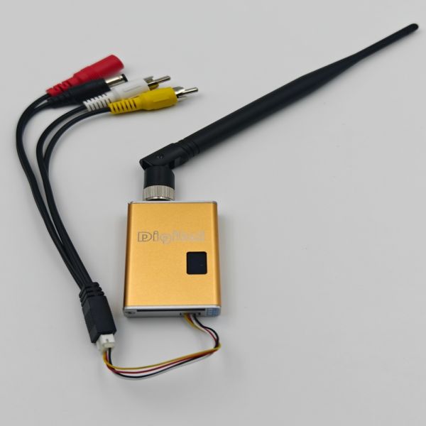 Low Latency 1.2 Ghz Fpv Transmitter 8 Channels 5W Power For Tranmission