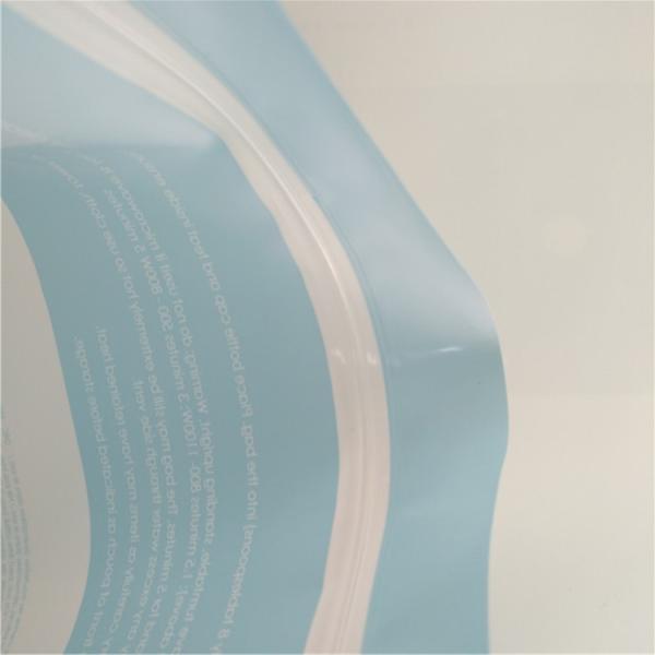 O cozimento de micro-ondas do forno levanta-se o malote do zíper para o empacotamento orgânico líquido da sopa