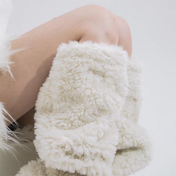 En hiver, des chaussures à jambes en peluche pour femmes, des chaussures à jambes en fourrure, épaisses, à la mode